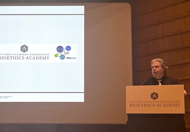 Πρόγραμμα κατάρτισης εκπαιδευτών από την SNF Bioethics Academy στην Αθήνα